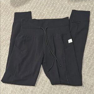 Vuori Daily Legging w/ pockets